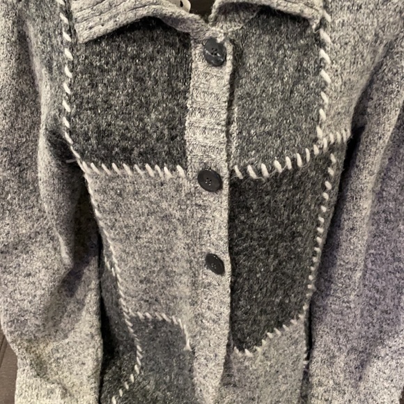 ALFRED DUNNER Gray Pattern Cardigan Size Medium - Picture 2 of 7
